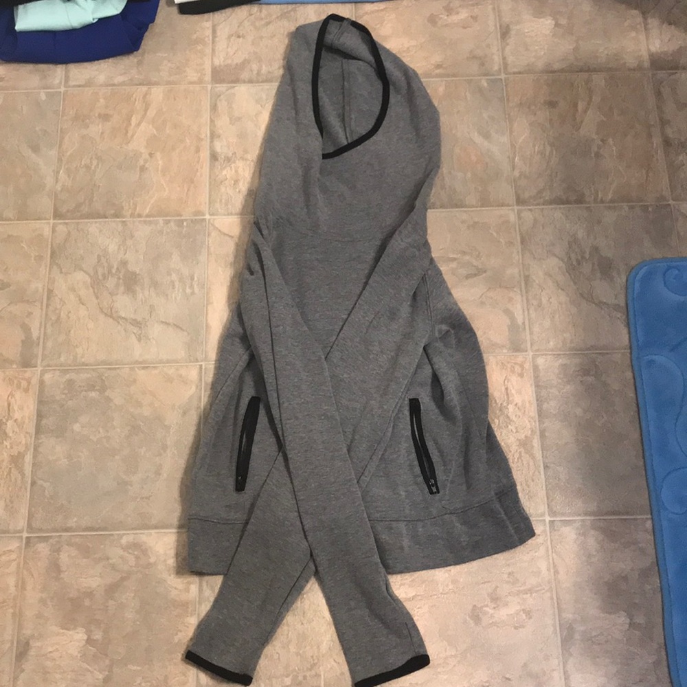 Long sleeve hoodie